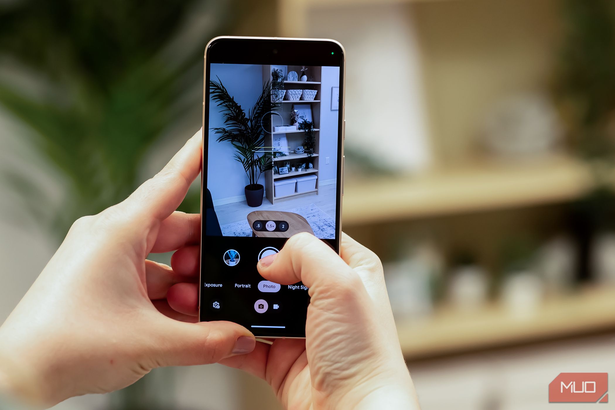 The 5 Key Differences Between the Google Pixel 8a and Pixel 8