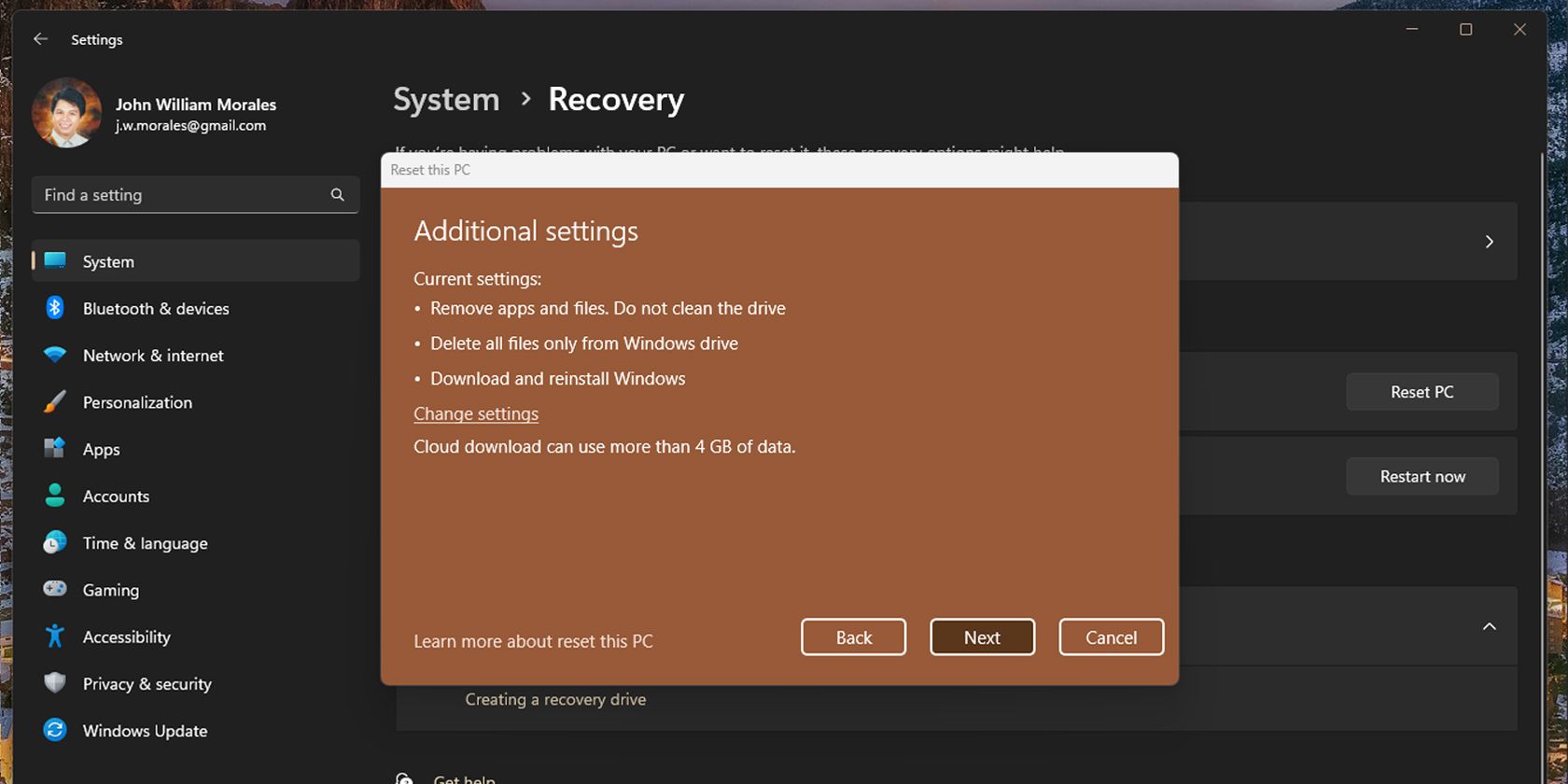 How to Quickly Remove Bloatware From Windows 11