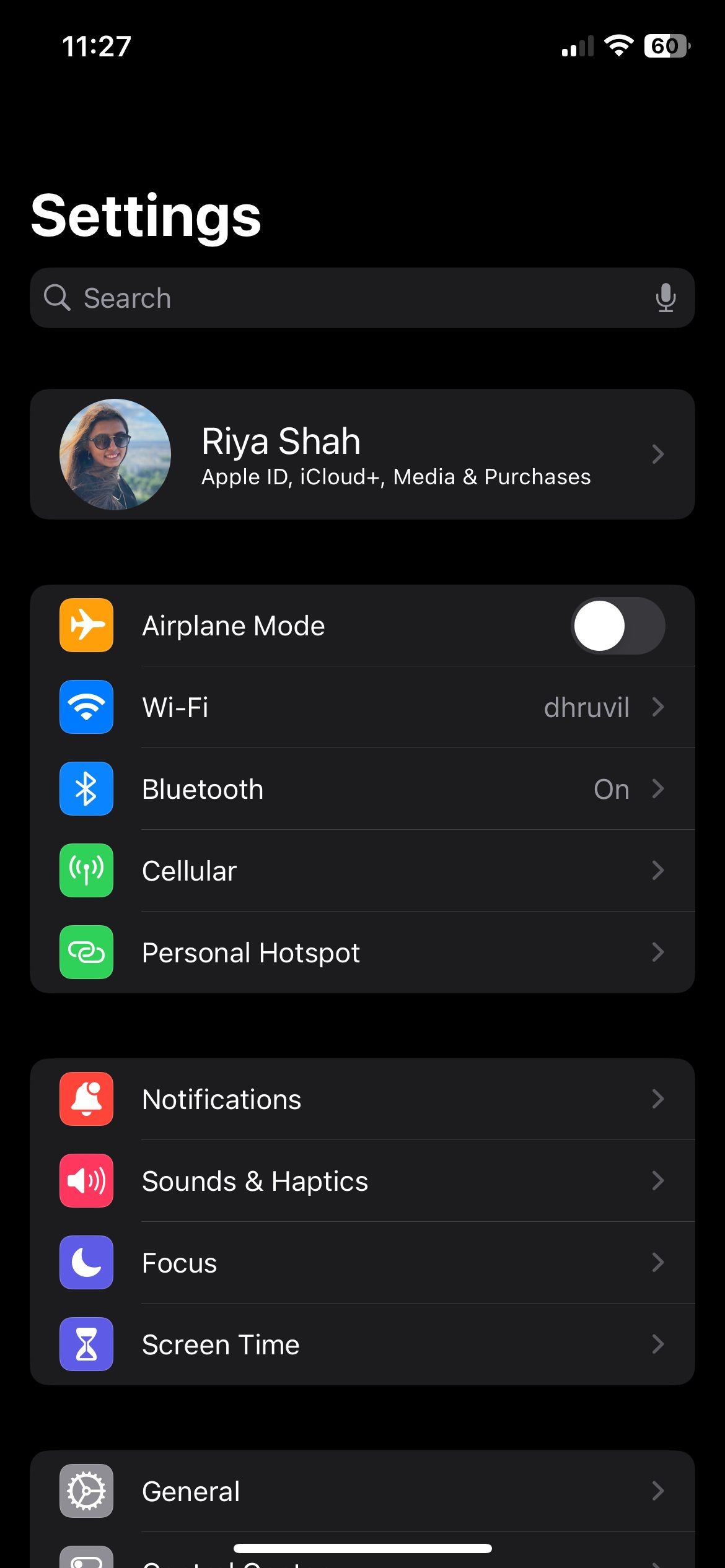 8 Fixes for an iPhone Stuck in Headphone Mode