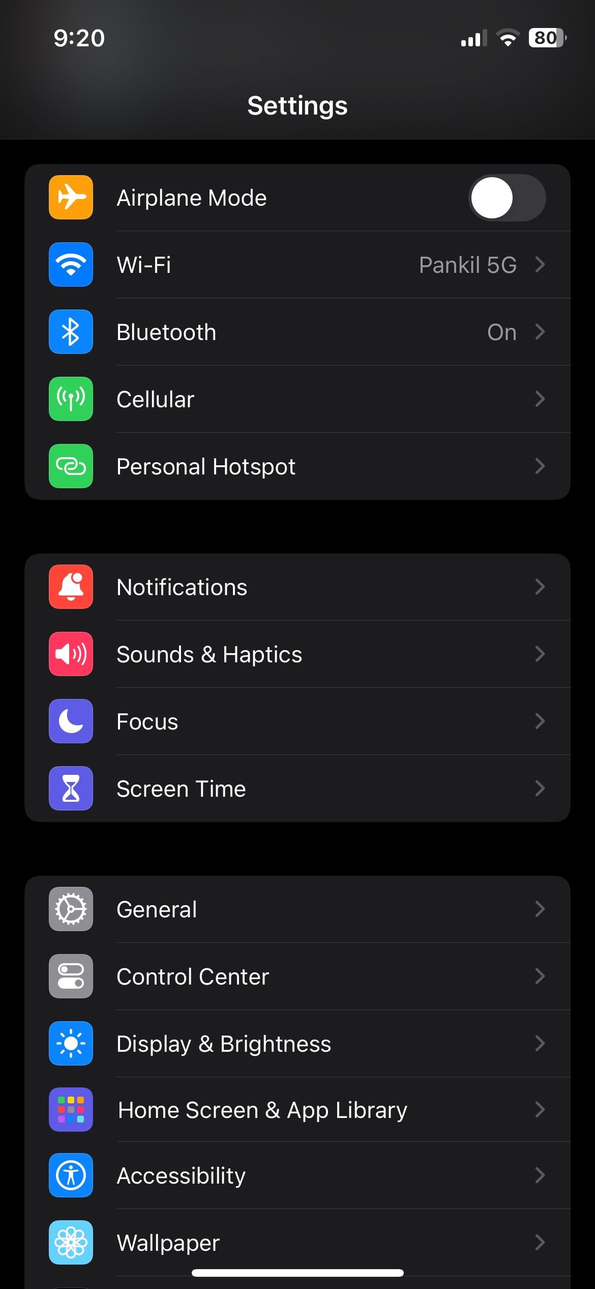 8 Fixes for an iPhone Stuck in Headphone Mode